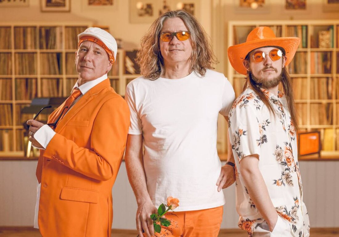 Wernberg-Köblitz. Das Kulturforum Wernberg-Köblitz veranstaltet am 8. Juni 2025 das Event "TANQUORAY - Musik & Genuss" an der faszinierenden Location Vincera-Klink Burg Wernberg. Tickets für die Mischung aus Konzert und kulinarischem Genuss mit "10 Jahre Orange-Soul"-Tour sind exklusiv auf okticket.de erhältlich.