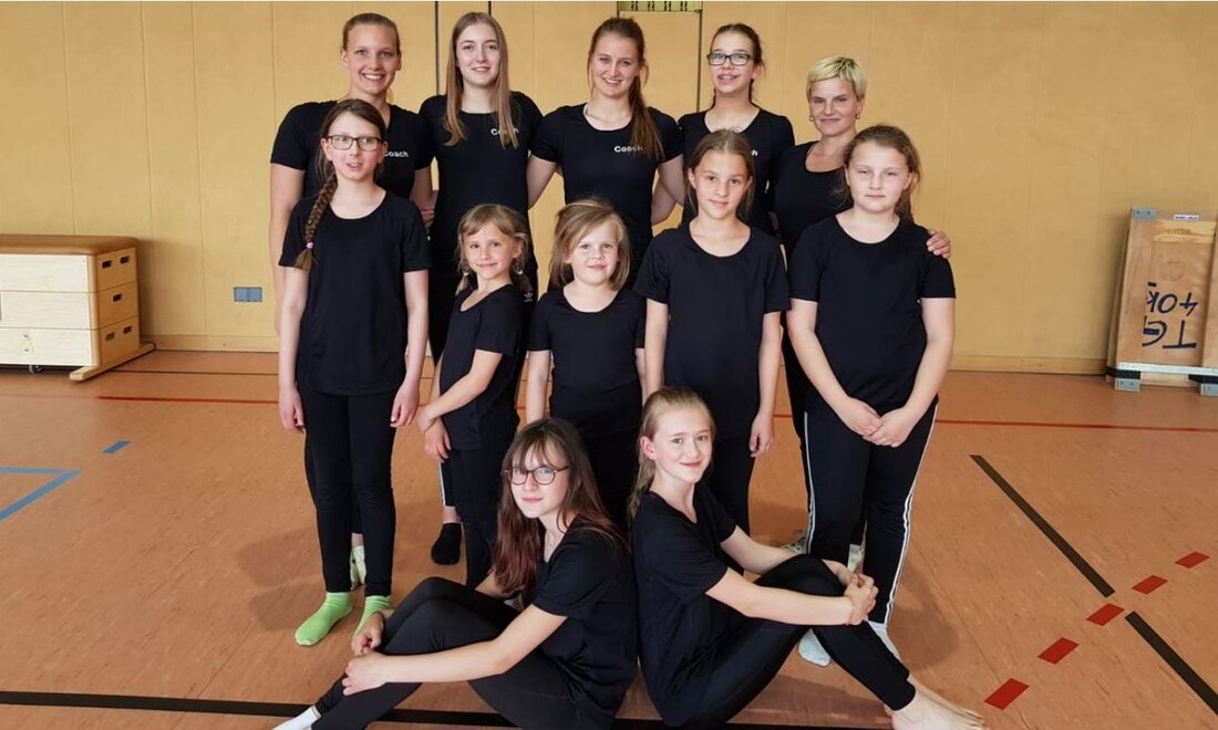 Weiden. Ohne Erwartungen ins Turnier – und mit tollen Ergebnissen nach Hause. So starteten die Gymnastic Diamonds Weiden vom TB Weiden in ihren ersten Wettkampf.  Das Gau-Kinderturnfest vom TSV Erbendorf bot [&hellip;]