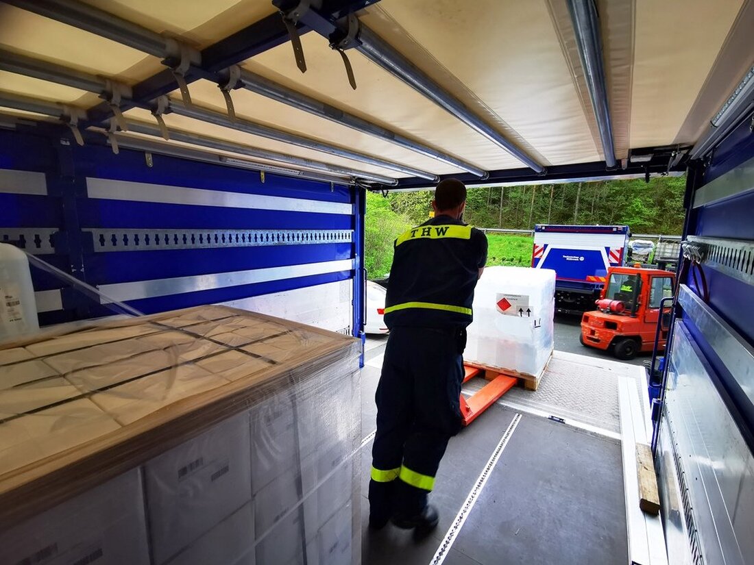 Weiden. Das Technische Hilfswerk in Weiden zieht Zwischenbilanz zum Corona-Einsatz – einem echten Marathon. Bis Ende April 2020 hat der Ortsverband Weiden der Bundesanstalt Technisches Hilfswerk (THW) seinen 100. Einsatzauftrag [&hellip;]