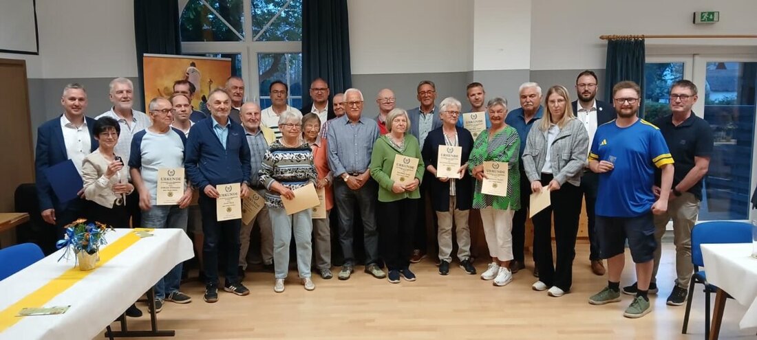 Mantel/Weiherhammer. Bei der Jahreshauptversammlung der TSG Mantel-Weiherhammer standen Ehrungen im Fokus: von 25 bis 80 Jahren Vereinstreue bis zu Auszeichnungen für langjährige Funktionäre.