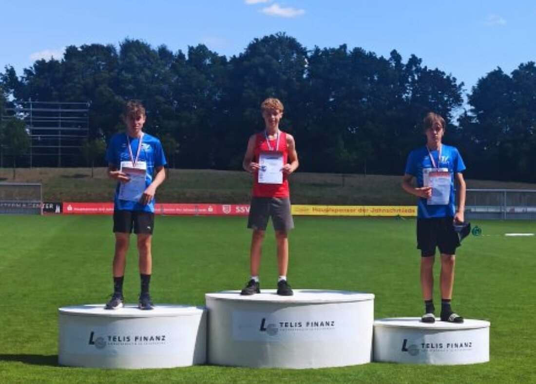 Regensburg. Der TV Vohenstrauß glänzt bei den Oberpfalzmeisterschaften der U14 und U16 mit zwei Titeln und Toprängen. Über 150 Talente traten an. Auch in Weiden überzeugten drei Teams bei der 2. Kreisschülerrunde.