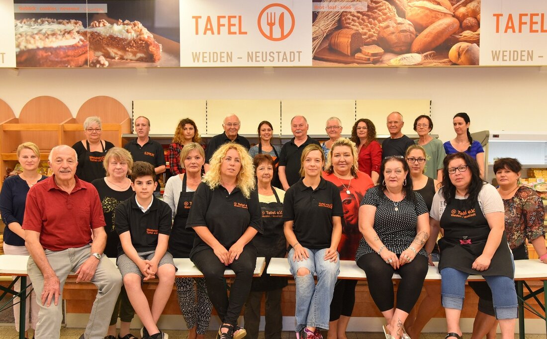 Weiden. „Essen wo es hingehört“, so lautet das Motto des Bundesverbandes Deutscher Tafeln in Berlin. Ihm gehört auch der am 14. September 2009 gegründete gemeinnützige Verein „Weidener Tafel e.V.“ an. Er [&hellip;]