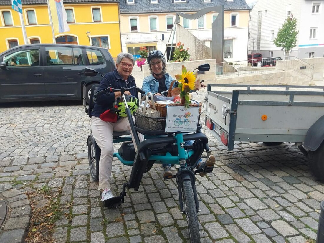 Eschenbach.Aufs Rad steigen und losfahren: Vor allem für manche Seniorinnen und Senioren ist das aus gesundheitlichen Gründen nicht mehr möglich. Die Kohlbergerin Maria Müller, Seniorenbeauftragte der Gemeinde, zeigt, wie es trotzdem geht.