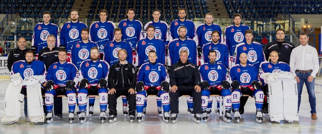 Nach dem EC Bad Tölz vor einer Woche war am Freitagabend für den 1. EV Weiden mit dem EV Regensburg das nächste „Top-3“-Team „fällig“. Mit dem neunten Sieg im elften [&hellip;]