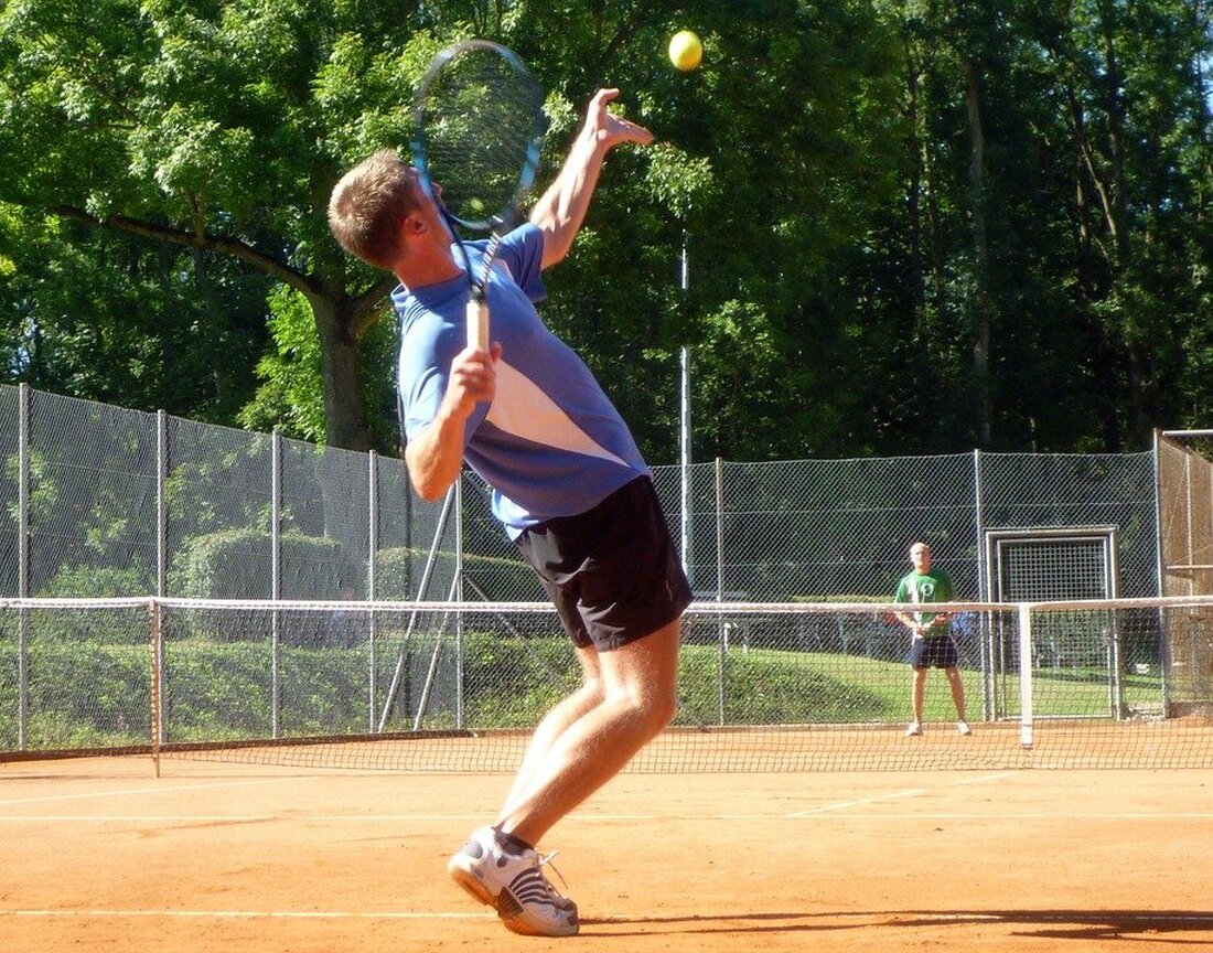 Neunkirchen. Ein ganz bitteres Wochenende hat die Tennis-Gemeinschaft (TG) Neunkirchen durchlebt. Denn neben den Damen II müssen auch die Herren I den Abstieg aus der Bezirksliga hinnehmen. Einziges kleines Erfolgserlebnis war [&hellip;]