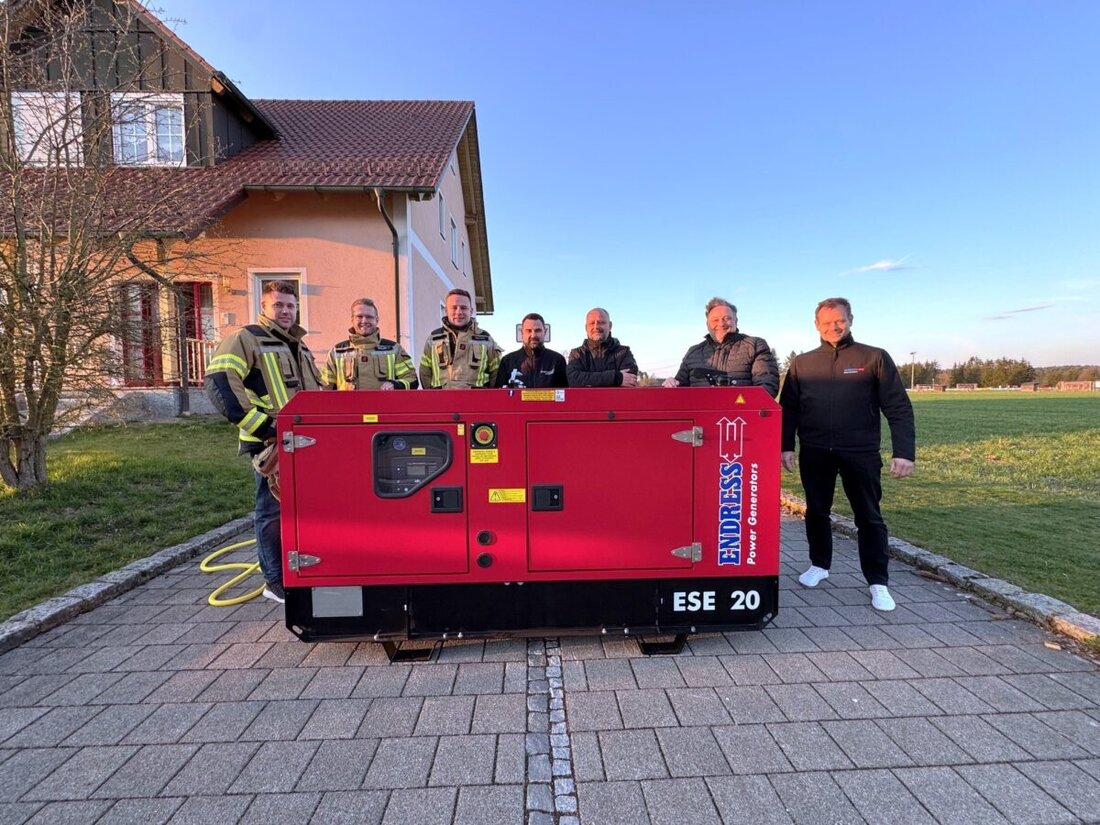 Teublitz. Die Feuerwehren in Katzdorf und Saltendorf wurden Anfang April 2025 in die Nutzung neuer Notstromaggregate eingewiesen, um die Notstromversorgung sicherzustellen. Diese Maßnahme ist Teil des Katastrophenschutzkonzepts der Stadt.