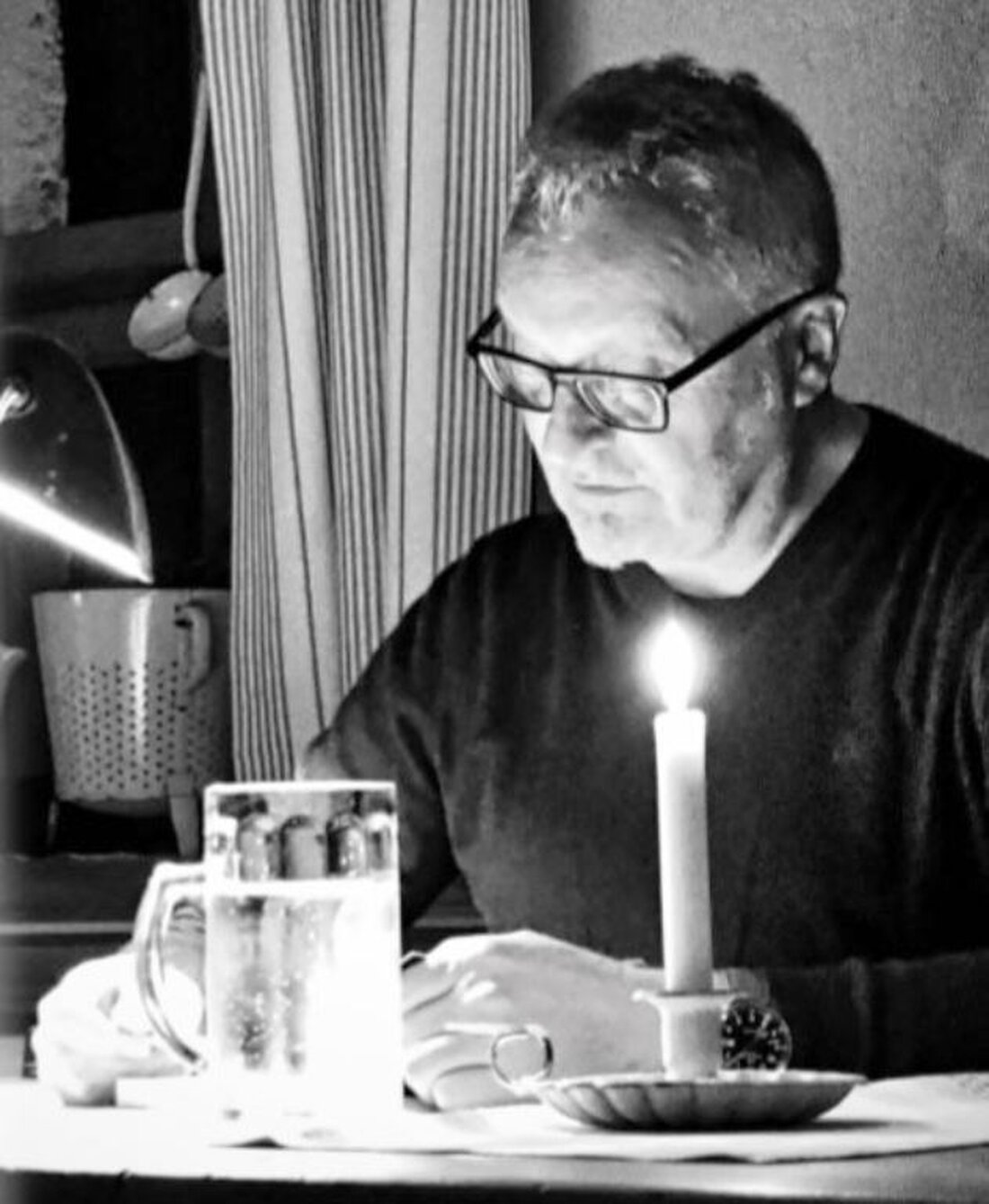 Altenstadt/Neustadt/WN. Ein Mordfall erschüttert die Nordoberpfalz: Der Fund einer zerstückelten Leiche am Süßenloher Weiher bei Altenstadt/WN bringt Aufregung in die Idylle. Zwei Jahre zuvor war der Mann spurlos verschwunden – [&hellip;]