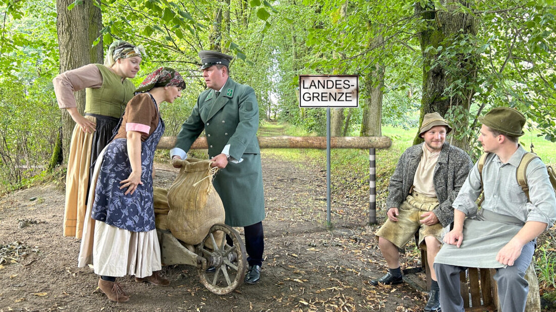 Tirschenreuth. Die Historischen Stadtführungen gehen in die 6. Staffel mit Schauplätzen um Totengräber und Schmuggler, Tickets ab 14. November 2024 erhältlich. Beginn ist am 2. Mai, mit Darstellern des Modernen Theaters Tirschenreuth.