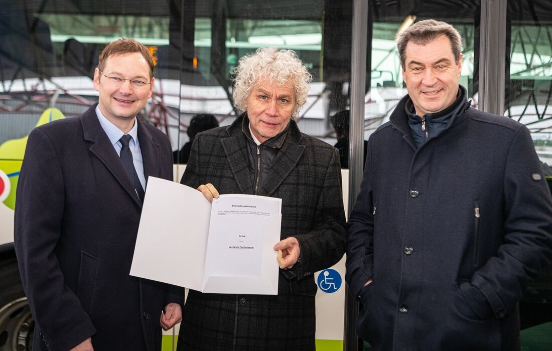 Tirschenreuth. Der Landkreis Tirschenreuth ist dabei: In einer Erweiterungsstudie soll geprüft werden, inwieweit ein Beitritt zum Verkehrsverbund Großraum Nürnberg (VGN) für den Landkreis Tirschenreuth sinnvoll ist. Landrat Wolfgang Lippert erhielt [&hellip;]