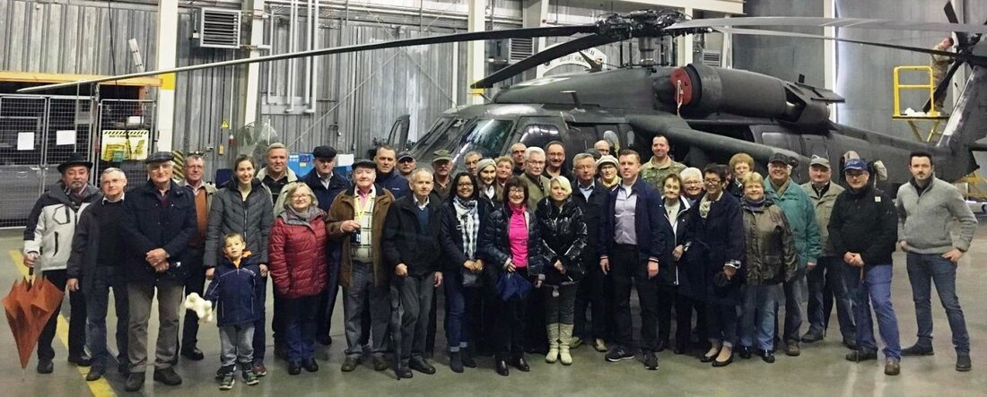 Störnstein/Grafenwöhr. Neben Trainingsareal und Einsatzkoordination hat der Truppenübungsplatz in Grafenwöhr noch weit mehr zu bieten. Die Störnsteiner CSU überzeugte sich selbst von Natur, die verblüfft, neben Shopping Center, Wasserturm und [&hellip;]