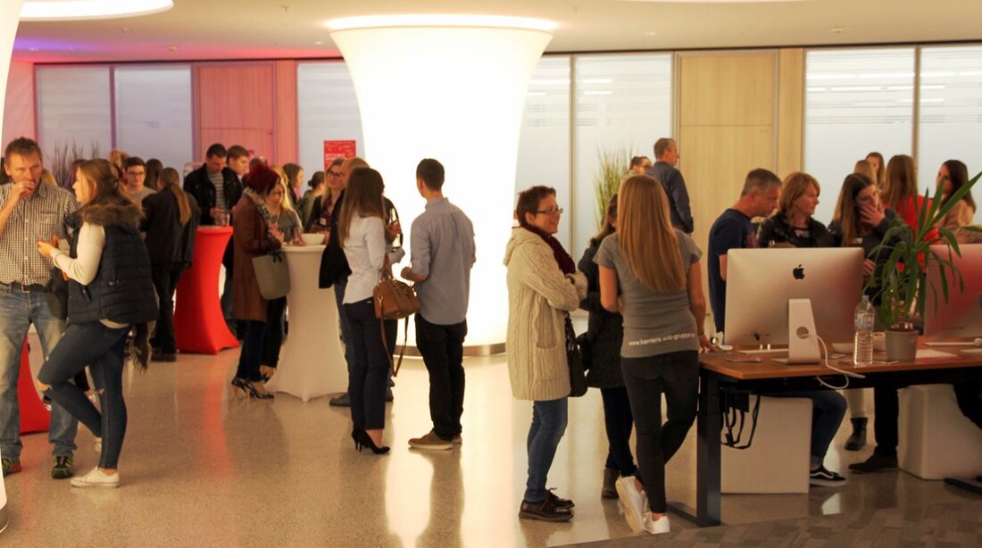 Weiden. „Witt’s next Generation – Finde deinen Traumberuf“: Unter diesem Motto lud die Witt-Gruppe Schüler und Eltern ein, die Ausbildungsberufe und dualen Studiengänge des Unternehmens kennenzulernen. Rund 250 Teilnehmer nutzten diese Gelegenheit, um [&hellip;]