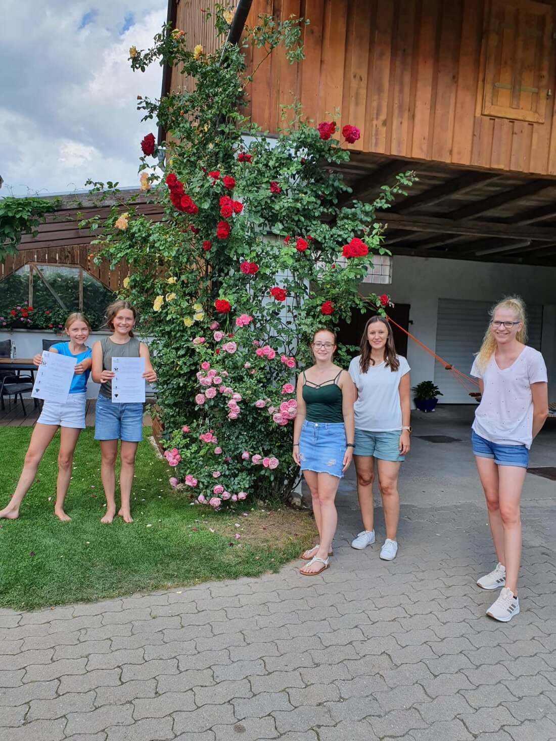 Grafenwöhr. Auch die Tanzsparte der SV Grafenwöhr hat unter Corona zu leiden. Events und Training liegen auf Eis. Verschiedene Aktionen sollen für Beschäftigung sorgen. Von Stefan Neidl Corona hat den Sportbetrieb [&hellip;]