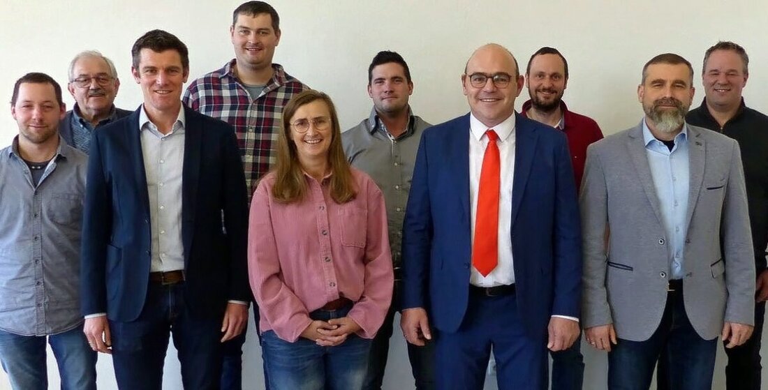 Schlammersdorf. Die UWG stellt die Weichen für die Kommunalwahl 2026: Johannes Schmid kandidiert erneut als Bürgermeister. Wegen des geänderten Wahlrechts treten nur noch acht Bewerber für die Gemeinderatsliste an.