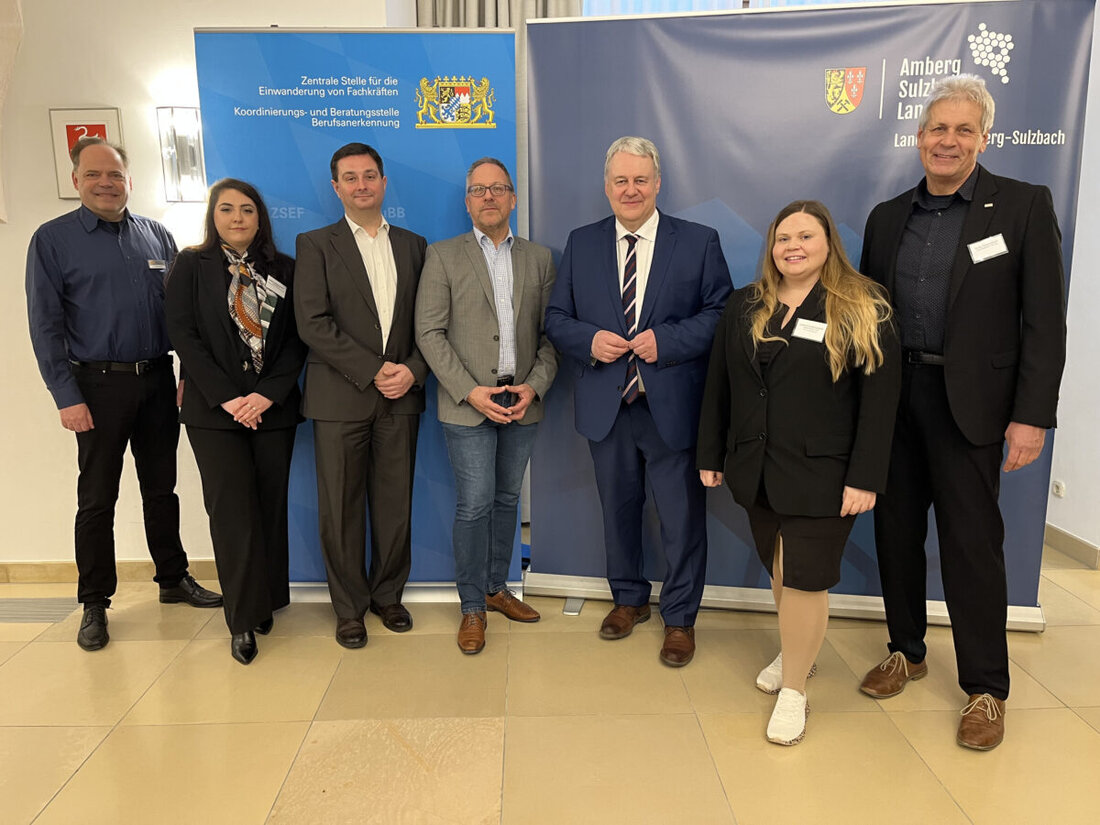 Amberg-Sulzbach. Beim Unternehmerfrühstück im Landratsamt setzt Landrat Richard Reisinger Impulse für internationale Fachkräfte und Vernetzung. Mehr als 80 Betriebe erhielten Infos zu Anerkennung, Einwanderung und Förderung.