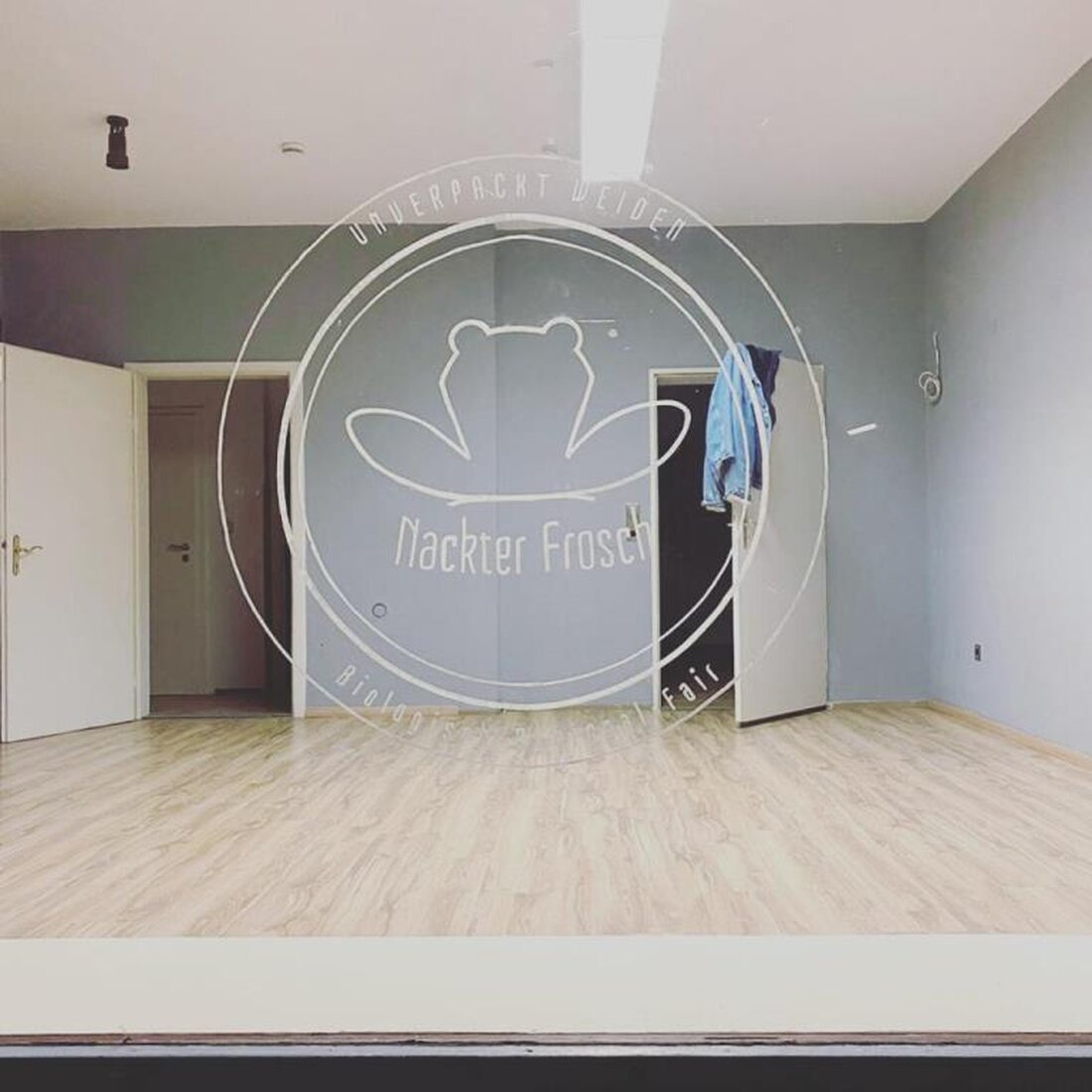 Weiden. Weidens erster Unverpackt-Laden “Nackter Frosch” bewegt sich auf die Zielgerade: Die Initiatorinnen Sarah Bauer und Anett Hartenstein fiebern in Richtung Eröffnung.  Von Kristine Mann  Ein zartes Logo schmückt das [&hellip;]