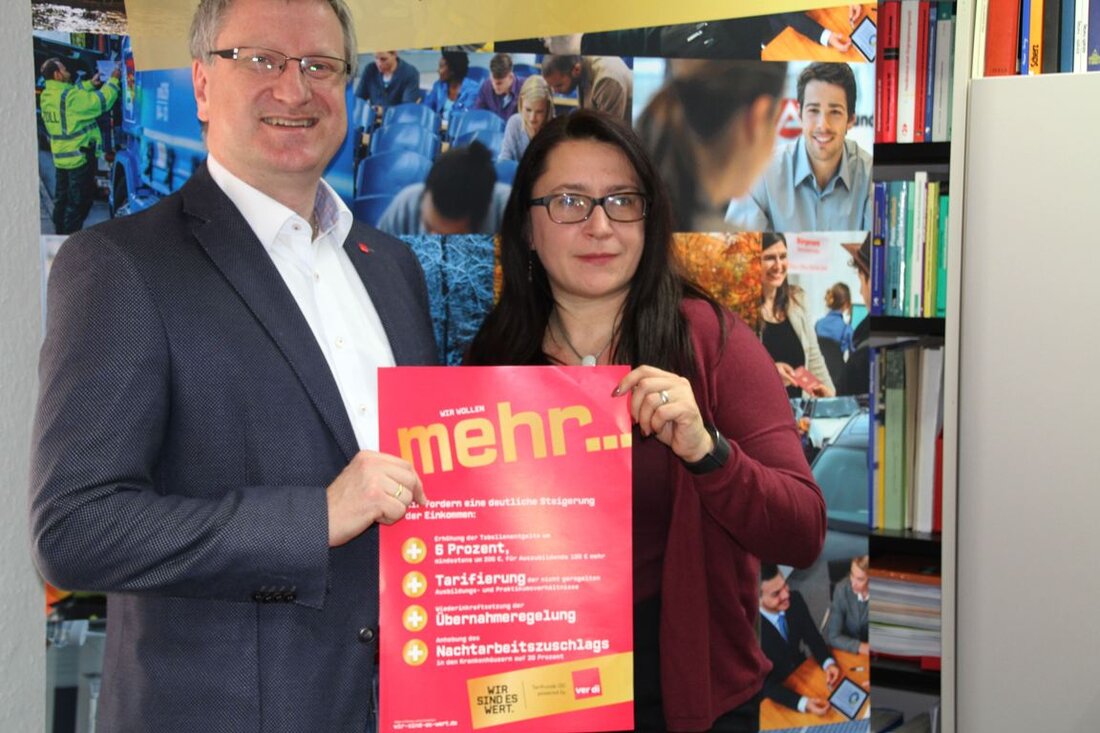 Weiden. Ver.di erhöht den Druck auf die öffentlichen Arbeitgeber: Nachdem die Tarifgespräche am 12./13. März erneut keine Einigung erbracht haben, bereitet sich Ver.di auch im Raum Amberg und Weiden auf eine [&hellip;]