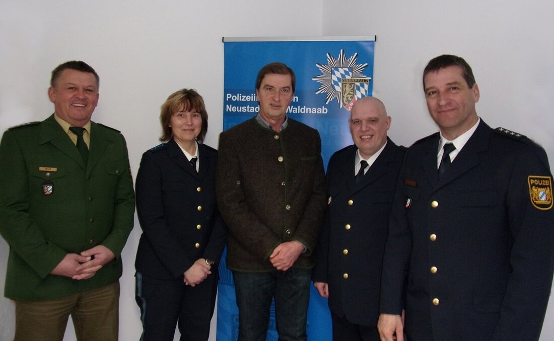 Neustadt/WN. Einer der bekanntesten Beamten der Polizei Neustadt geht nun in den Ruhestand. In nur vier Jahren bildete Helmut Franz über 1.000 Kinder zu sicheren Radfahrern aus und auch die [&hellip;]