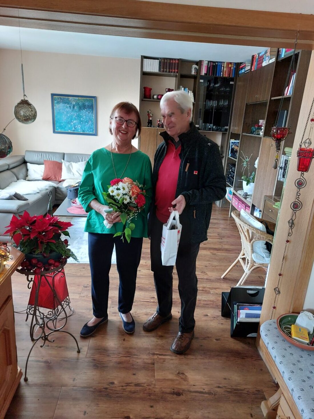 Weiden. Eine Vertreterin der Ver.di Senioren, Waltraud Haberkorn, feierte am Sonntag ihren 75. Geburtstag.