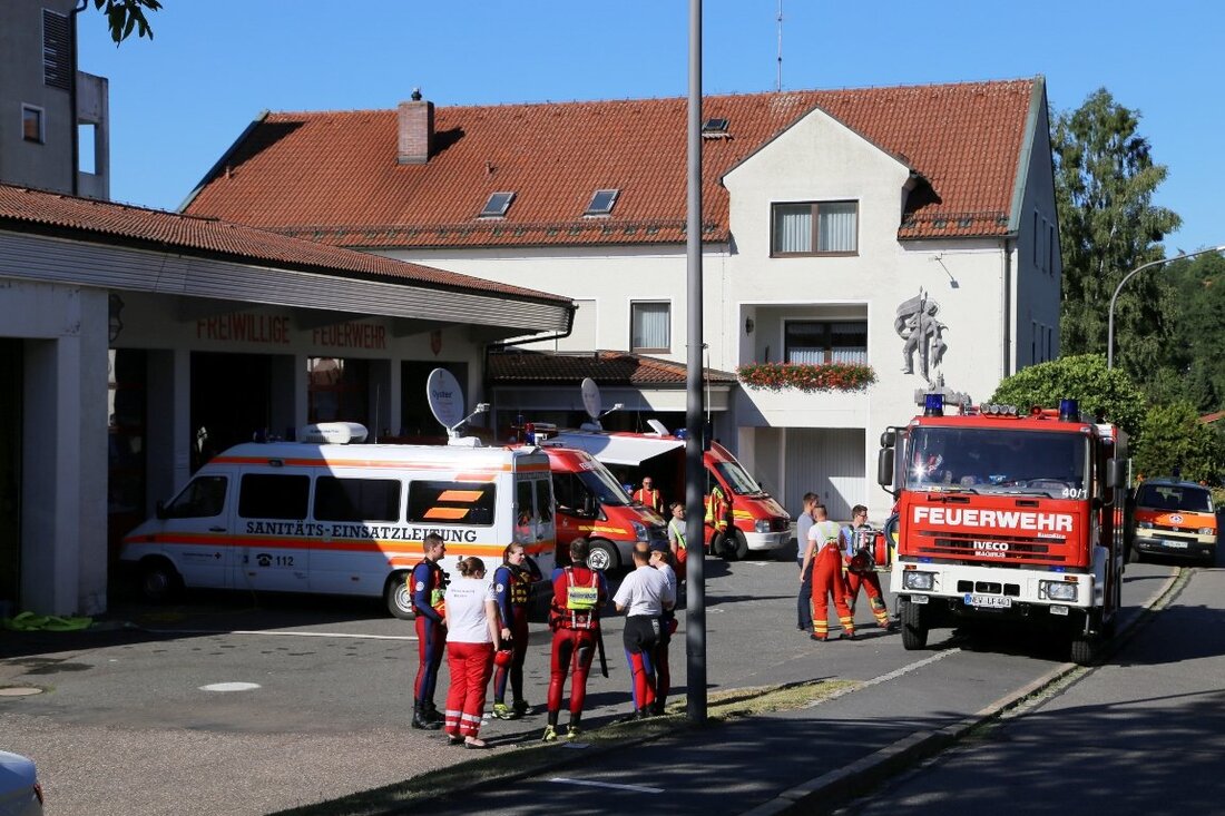 Neustadt/WN. Zarina ist wieder da. Die seit Mittwoch vermisste Schülerin wurde am Freitagabend wohlbehalten aufgegriffen. Die 16-Jährige hatte am Mittwoch, 26.06.2019, gegen 12.50 Uhr, nach Schulschluss das Staatliche Berufliche Schulzentrum [&hellip;]