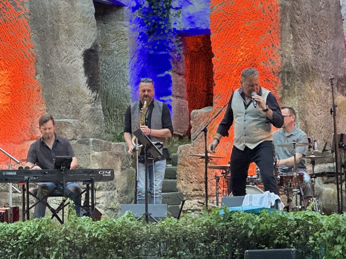 Grafenwöhr. Im Frühling und Sommer 2026 bietet die Stadt 15 Veranstaltungen an 24 Tagen zwischen Ende April und Anfang September. Höhepunkte sind das Altstadtfest am 8. und 9. Mai sowie das Schlemmerkino vom 18. bis 23. August.