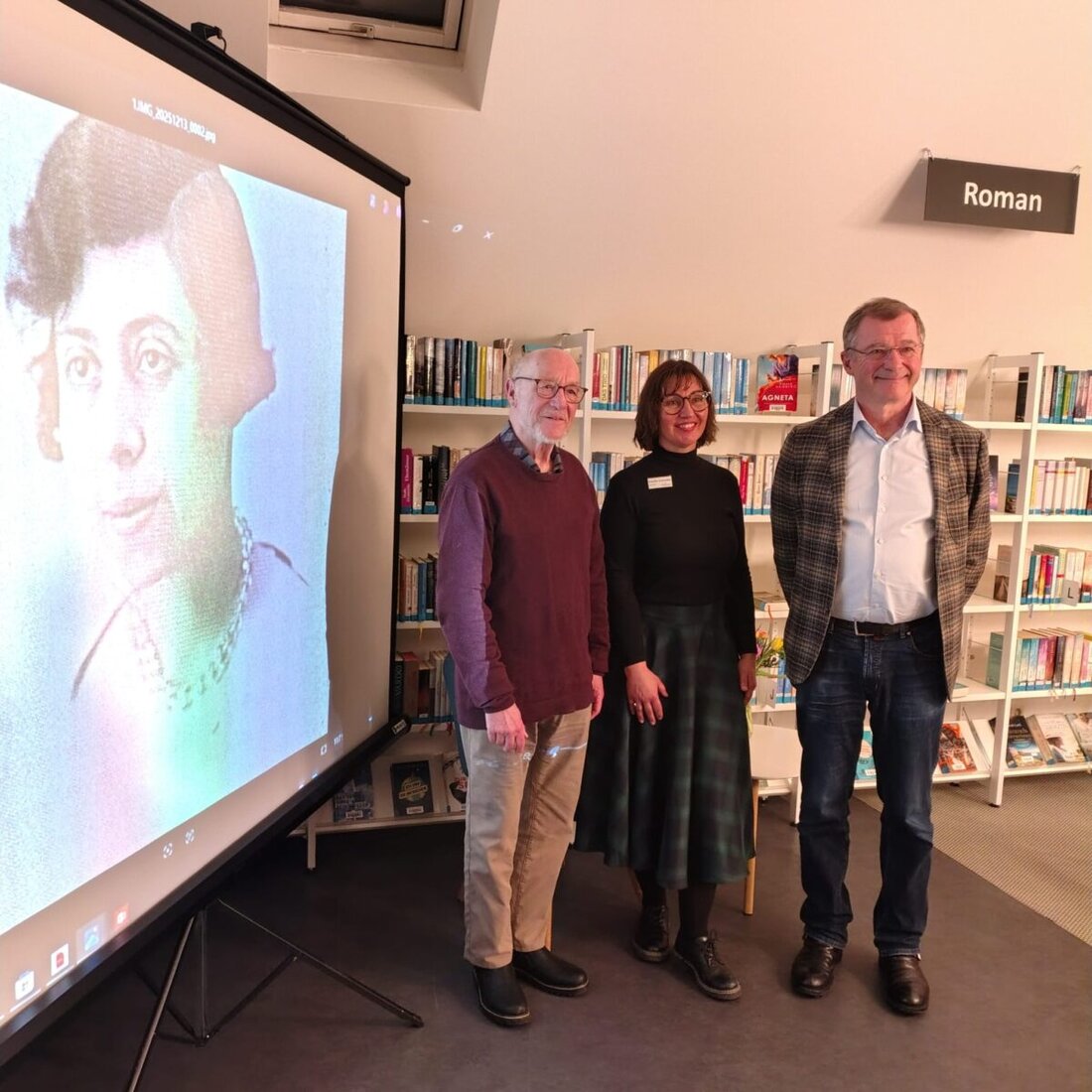Burglengenfeld. Ein Vortrag in der Stadtbibliothek über Irène Némirovsky bewegte das Publikum. Dr. Volker Sack zeichnete Aufstieg und Verfolgung nach, zeigte Bilder und entfachte Debatten über Erinnerungskultur.