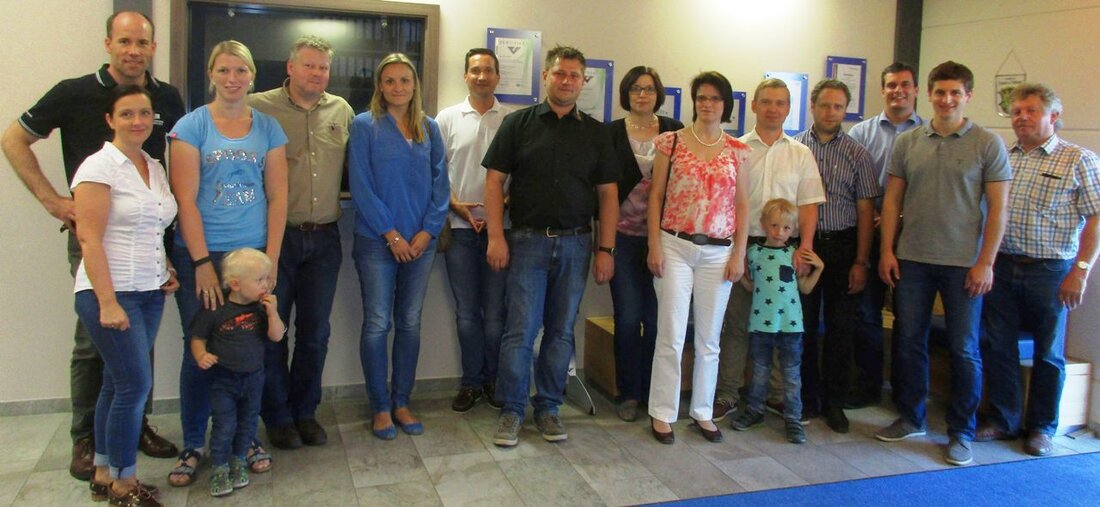 Windischeschenbach. Wenn die Windischeschenbacher Volante Verkleidungssysteme GmbH Tische, Schränke oder Trennwände herstellt, gehen diese anschließend auf große Fahrt – und das nicht nur einmal. Denn der Traditionsbetrieb stattet Europas Züge aus. [&hellip;]