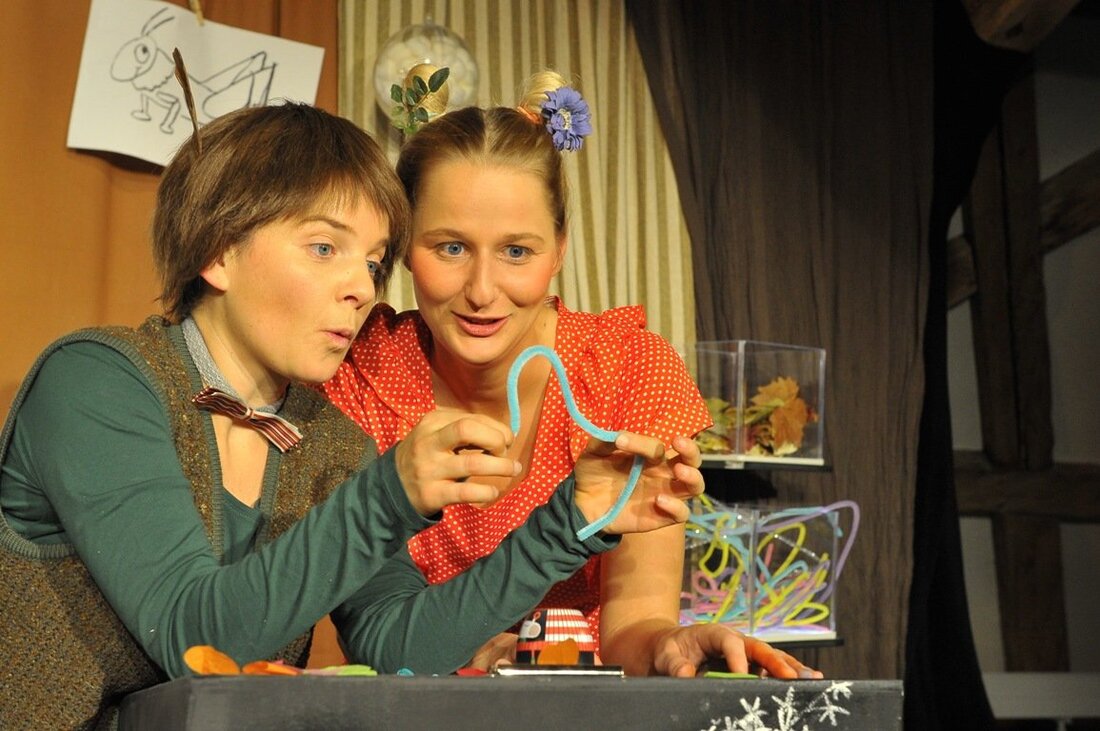 Waldeck. Wenn der Heimat- und Kulturverein (HuK) Waldeck einmal im Jahr zum Pressegespräch lädt, ist Theaterzeit auf der Burg angesagt. Nicht anders ist es heuer. Von Udo Fürst HuK-Vorsitzender Georg Wagner [&hellip;]