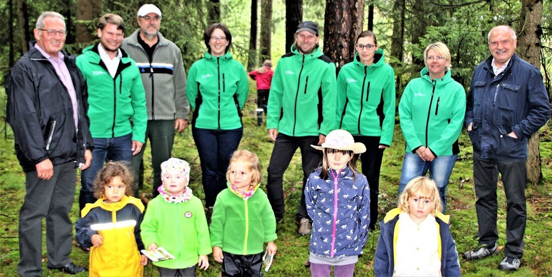 Eschenbach. Was lange währt, wird endlich gut: Nachdem im Jahr 2015 die Planungen konkret geworden waren und letzte Woche das Jugendamt die Betriebserlaubnis erteilte, besuchen seit Montagmorgen acht Kinder den [&hellip;]