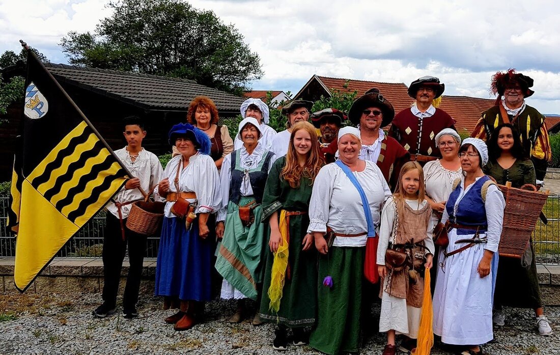 Pressath. Der Verein Pressather Fähnlein feiert nächstes Jahr sein Jubiläum mit einem großen Feldlager. Schon jetzt haben sich vierzig Gruppen zu dem Mittelalter-Spektakel angekündigt – Dank der Werbetour der Pressather. [&hellip;]