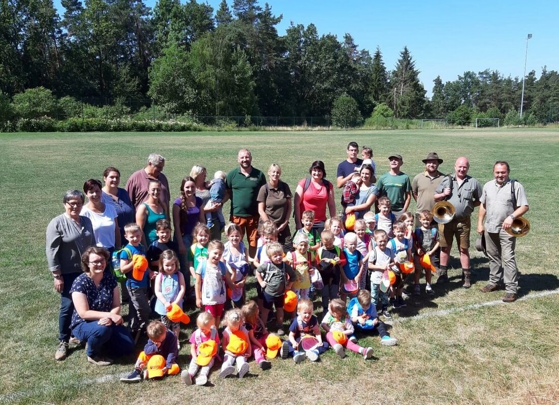 Störnstein. Welche Tiere leben im Wald? Welche Pflanzen gedeihen auf dem schattigen Waldboden und wie verhält man sich richtig, um im Einklang mit der Natur den Wald genießen zu können? [&hellip;]