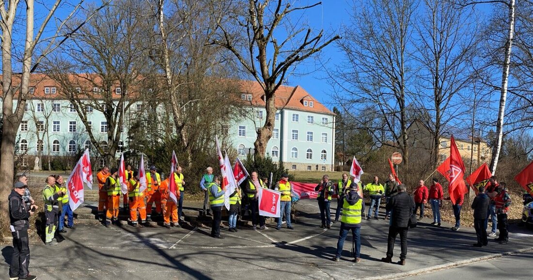 Tirschenreuth. Im öffentlichen Dienst in Tirschenreuth kommt es weiterhin zu Warnstreikaktionen. 