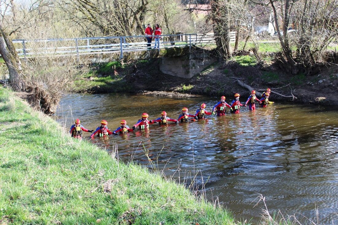 Weiden/Neustadt/WN. Anderen helfen und dabei auch noch Spaß haben: Wer bei der Wasserwacht ist, kann beides miteinander verbinden. Vor allem für echte Wasserratten lohnt sich das Mitmachen. Die Wasserwacht im [&hellip;]