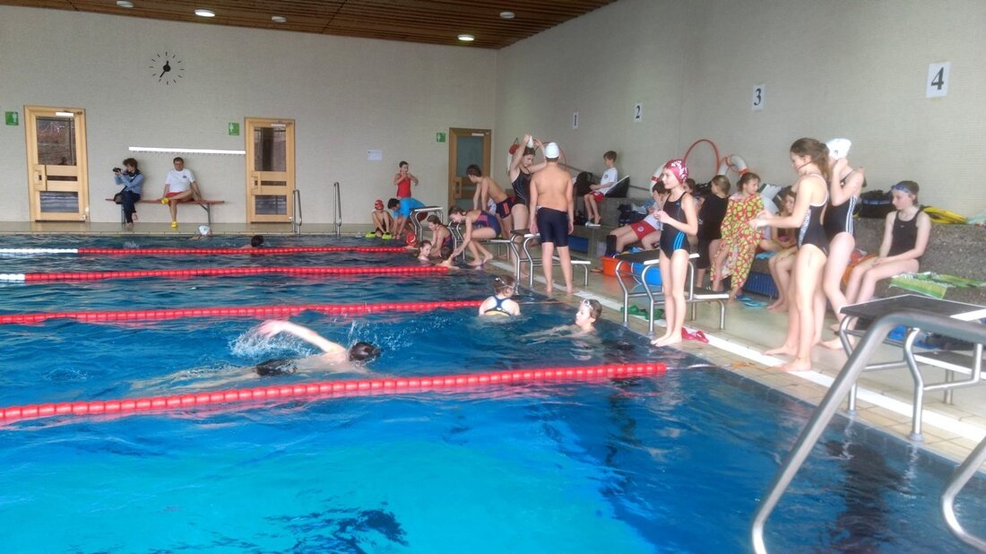 Eschenbach. Viel Spaß, Schwimmen, Erste Hilfe in Theorie und Praxis sowie auch Lehrreiches war bei der Wasserwacht in Eschenbach geboten. Eine Gruppe der Eschenbacher Jugendwasserwacht stellte sich zum ersten Mal [&hellip;]