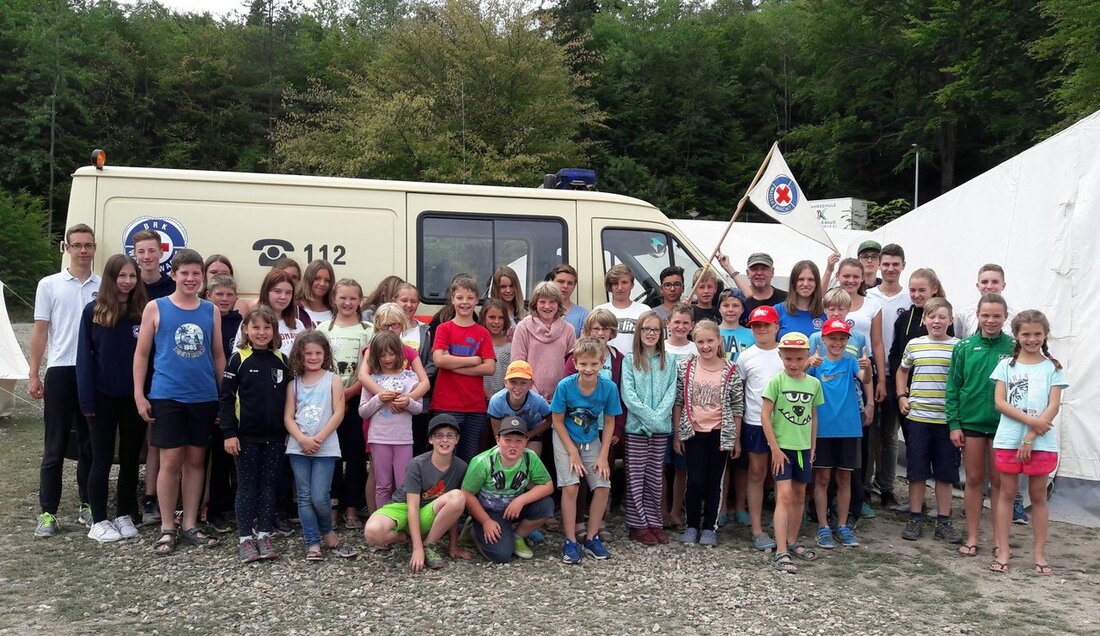 Neustadt/WN. Rettungsübungen, Spiele und viele weitere Aktionen standen auf dem Programm des Kinder- und Jugendzeltlagers der Wasserwacht am Flossenbürger Gaisweiher. Die Jugendleiter Elena Fukerider, Katharina Hauer und Fabian Walter hatten [&hellip;]
