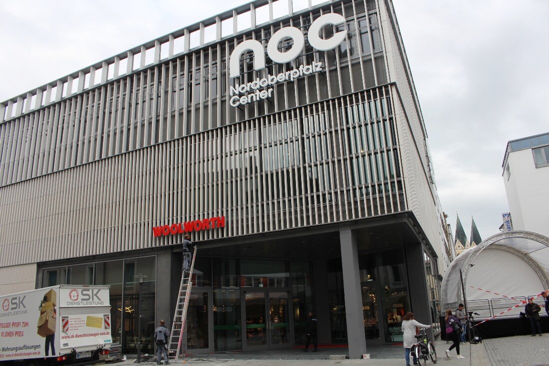 Weiden. Entsprechend der wichtigen Versorgungsfunktion ist das NOC selbstverständlich in den aktuell in Bayern zulässigen Branchen für die Kunden da. Mieter und Centermanagement haben ein Konzept erarbeitet, das für die [&hellip;]