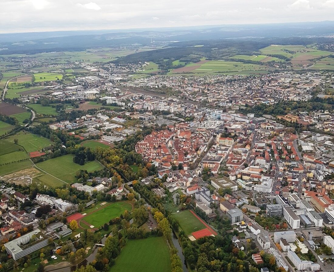Weiden. Bundesweit steigt die Inzidenz wieder an - und auch in der Nordoberpfalz häufen sich die Corona-Fälle. Weidens Inzidenz liegt bei 77,2 und damit über der 50-Marke. Was bedeutet das jetzt?
