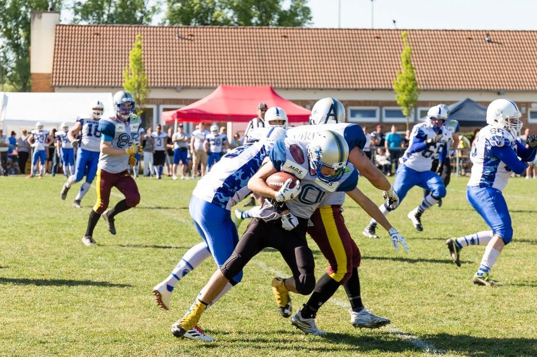 Weiden. Die Weiden Vikings starteten mit einem 48 zu 16 Kantersieg in die neue Saison. Zu Gast bei den Ansbach Grizzlies begannen die Wikinger der DJK Weiden auch gleich mit [&hellip;]