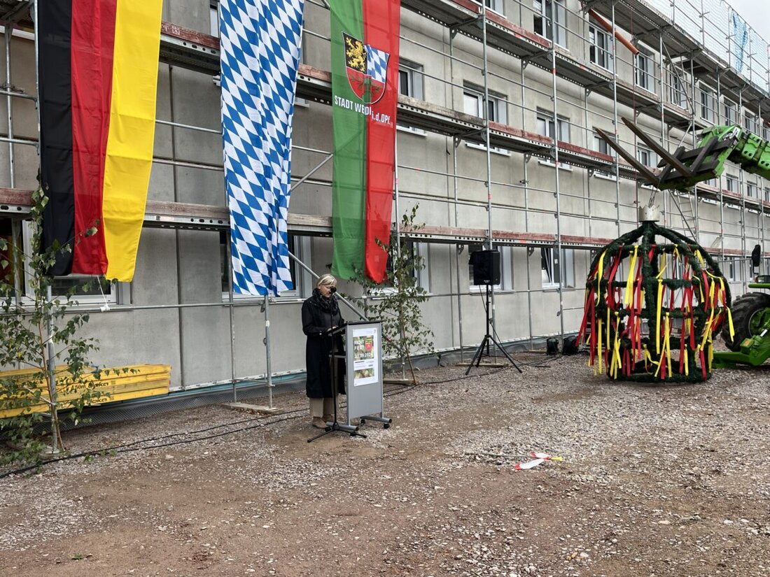 Weiden. Vor einigen Tagen fand das Richtfest für die Divisions-Neubauten in der Major-Radloff-Kaserne statt, geplant ist die Fertigstellung bis 31. März 2025.