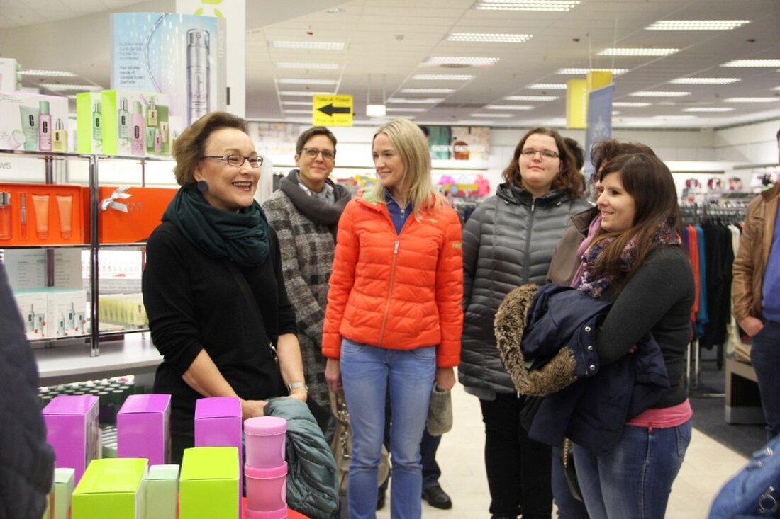 Weiden. Die US-Amerikaner gehören zu einer großen und wichtigen Zielgruppe für Handel und Gastronomie in und um Weiden. Aus diesem Grund besuchten rund 35 Händler, Gastronomen und weitere Interessierte zusammen [&hellip;]