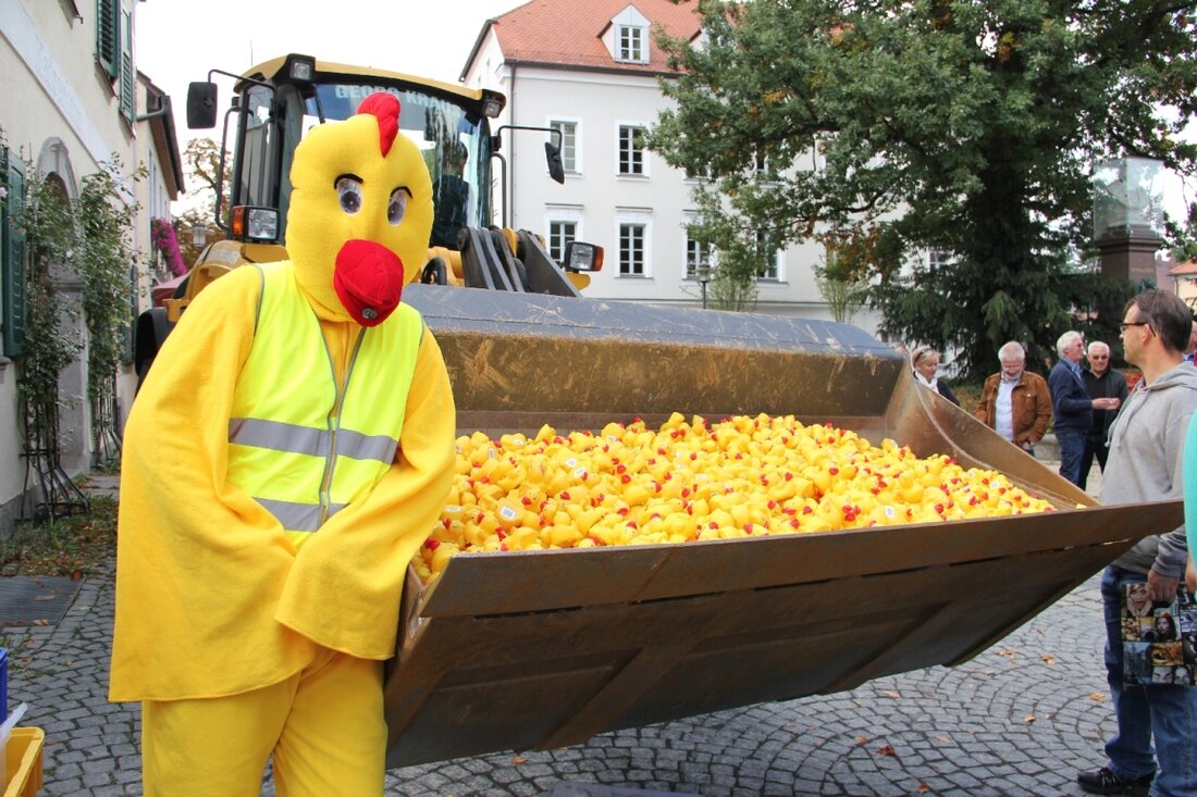 Weiden. Das Weidener Herbstfest steht vor der Tür und hat einiges in petto. Die zahlreichen Geschäfte und Stände haben nicht nur tolle Angebote rund um den Herbst zu bieten, sondern [&hellip;]