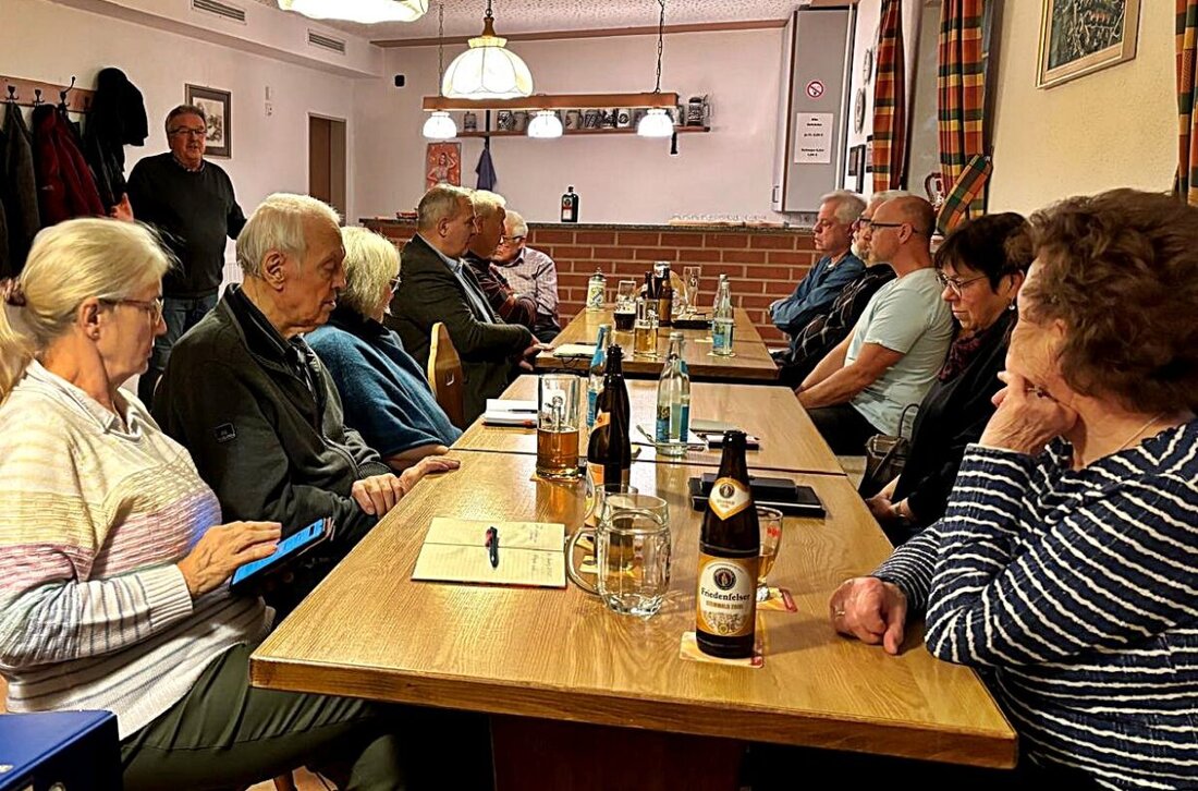 Weiden. Die Jahreshauptversammlung des Verbands der Weidener Siedlergemeinschaften fand statt, ohne dass Neuwahlen durchgeführt wurden. Die Mitglieder diskutierten Rückblicke und zukünftige Projekte.