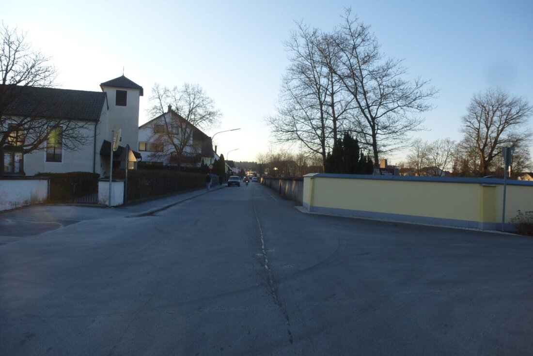 Weiherhammer. Die Gemeinde plant die Sanierung der Hauptverkehrsachsen.