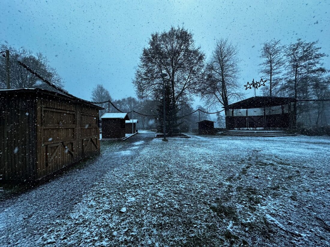 Neustadt/WN. Erstmals lädt die Freizeitanlage ab 15 Uhr zum Winterzauber. Die Weihnachtsmärkte finden an den drei Adventssonntagen am 30. November 2025, 7. Dezember 2025 und 14. Dezember 2025 statt.