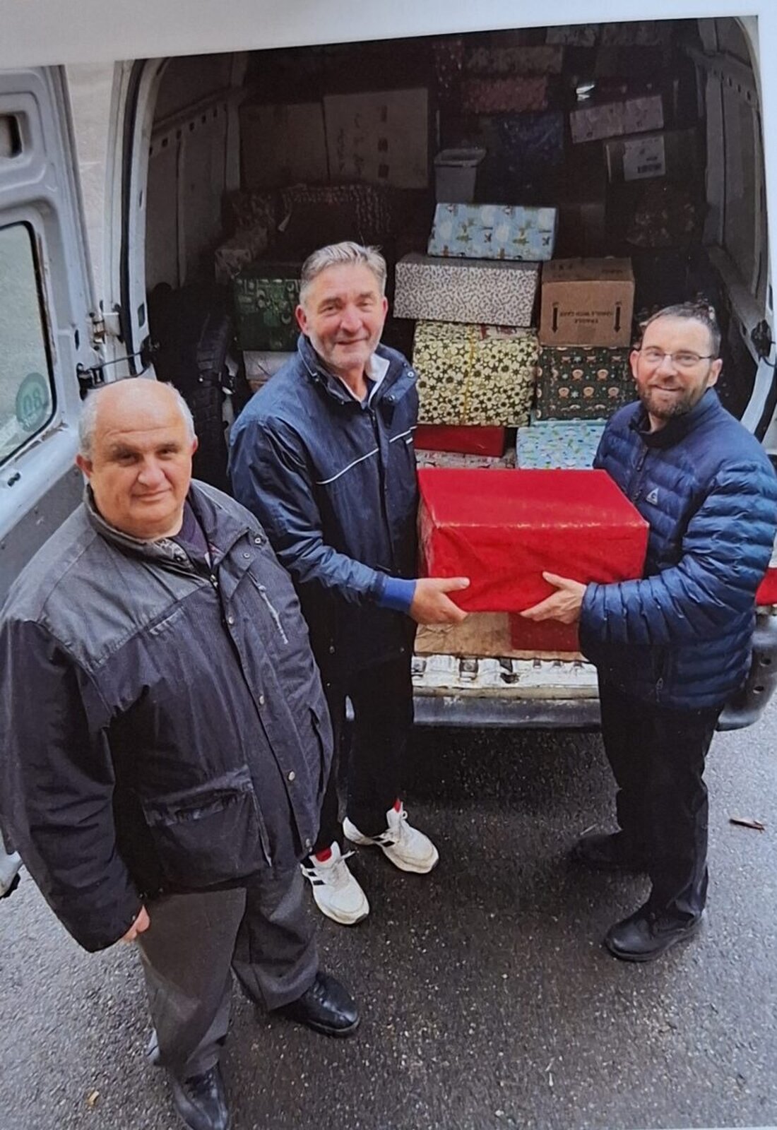 Pressath. Die Aktion „Für das Leben und die Hoffnung“ sammelt wieder Weihnachtspäckchen für Bedürftige in Bosnien. Abgabe bei Elke Kirchberger, Wollauer Straße 3, vom 24. bis 29. November 2025.