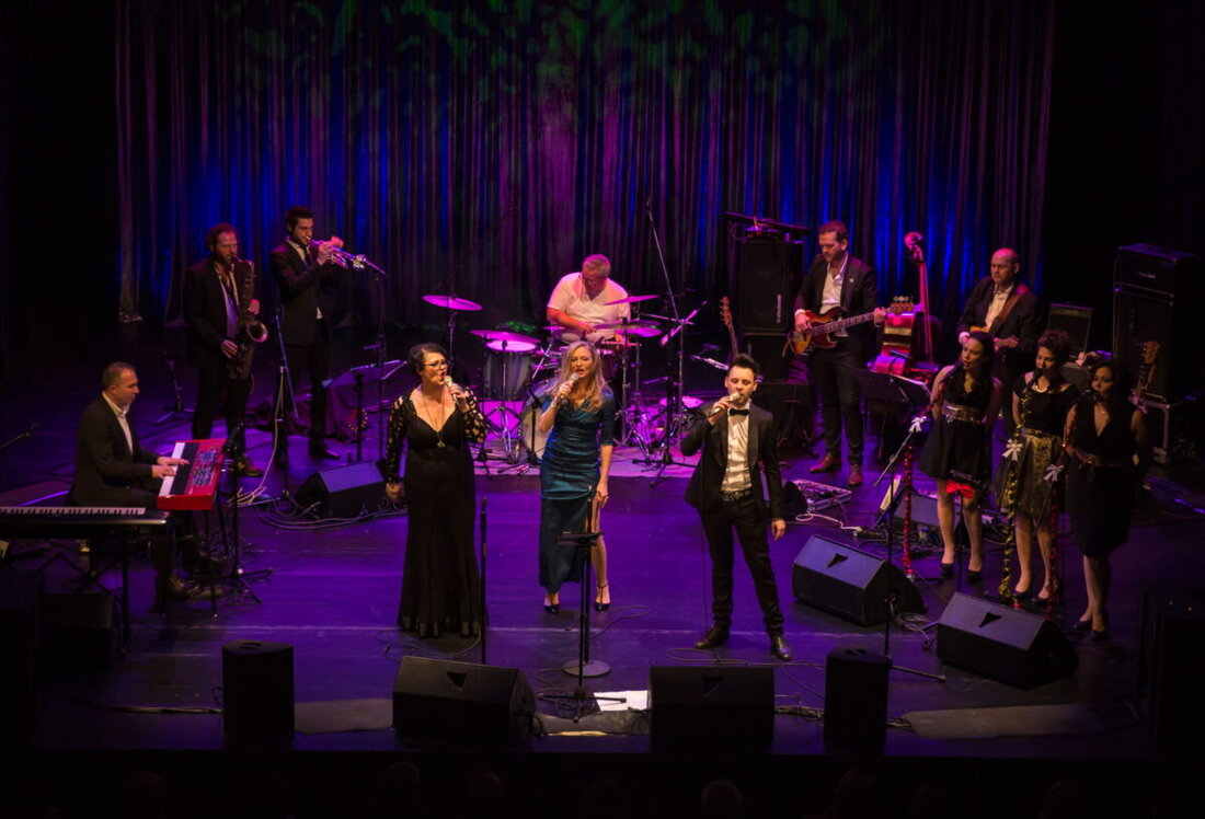 Amberg. Die "Special Night(s) of Christmas" Galakonzerte am Dienstag und Mittwoch im Stadttheater bieten eine Mischung aus Christmas-Songs und Balladen.