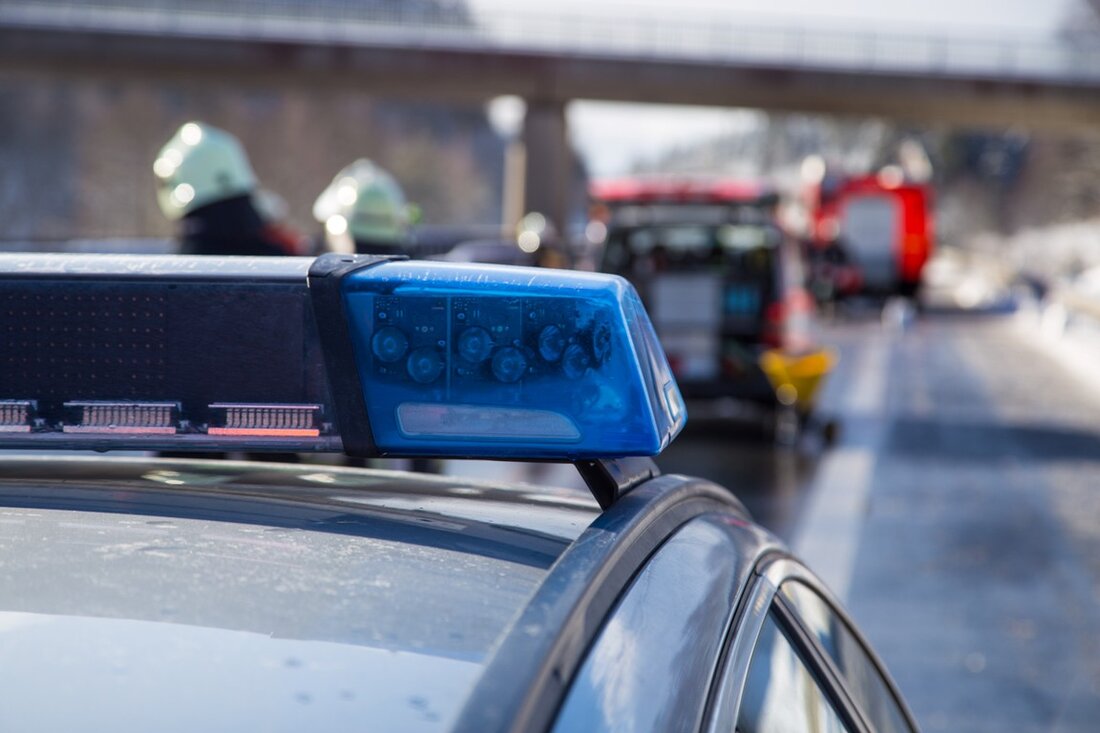 Luhe-Wildenau. Tödlicher Unfall auf der A93 in Fahrtrichtung Hof. Update: Eine Frau (36) saß am Steuer des Wagens, der in den Lkw krachte – für sie kam jede Hilfe zu [&hellip;]