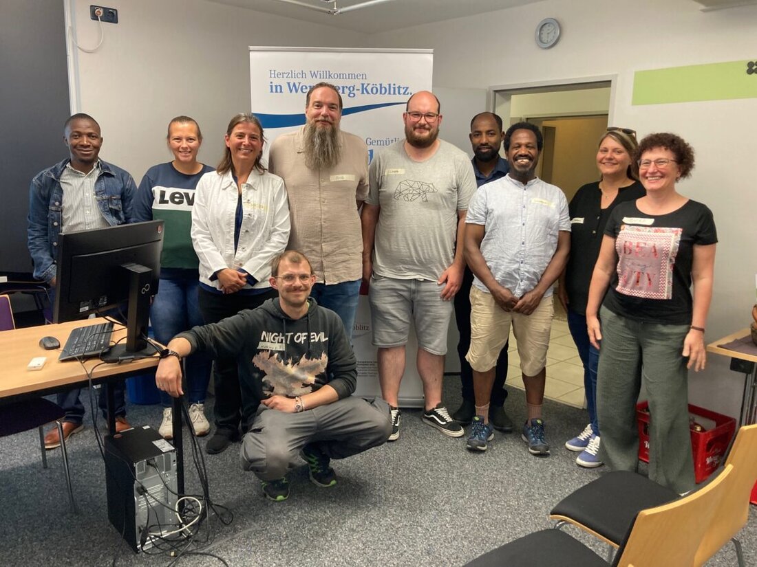 Wernberg-Köblitz. Am 29. Juli 2025 fand die Welcome Party für Neubürger im Musikcafé B14 statt, an der 14 Personen teilnahmen. Die Veranstaltung förderte den Austausch und soll die Integration in die Gemeinde erleichtern.