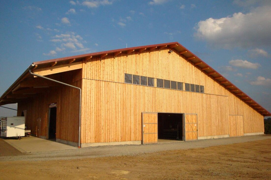 Wurz. Nachdem die Weidener Band Williams Orbit gezeigt hat, dass man in 2 Tagen 10.000 Euro für ein Debüt-Album sammeln kann, haben sich auch die Verantwortlichen der Wurzer OSchnitt-Halle entschlossen, [&hellip;]