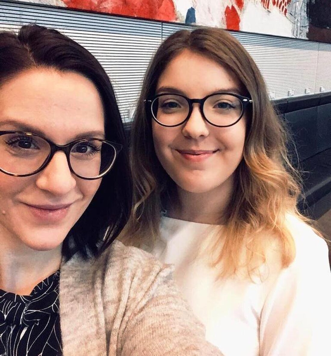 Neustadt/WN/Berlin. „Politik ist kein Männer-Club“, stellt der Weidener Bundestagsabgeordnete Uli Grötsch klar. „Deshalb habe ich Anna-Lena Bär aus Neustadt zum Girls‘ Day nach Berlin in den Bundestag eingeladen. Wir brauchen mehr junge, [&hellip;]