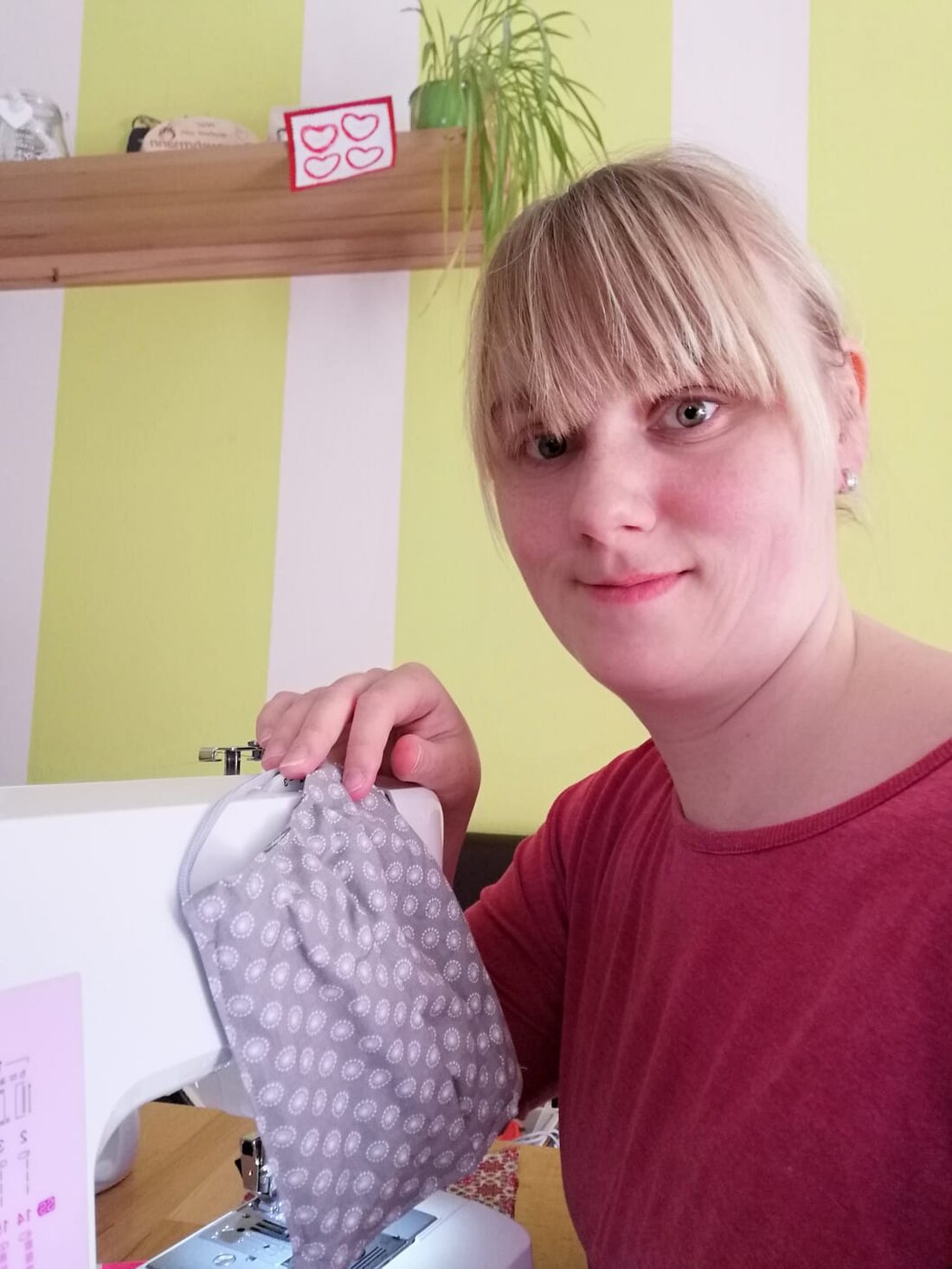 Waldershof. Angefangen hat es mit einem Corona-Hilfsdienst von TSV und Katholischer Jugend. Innerhalb kürzester Zeit haben Mütter aus dem Elterncafé die Helfer mit selbstgenähten Stoff-Behelfsmasken unterstützt. Von Yvonne Fichtl Winfried [&hellip;]